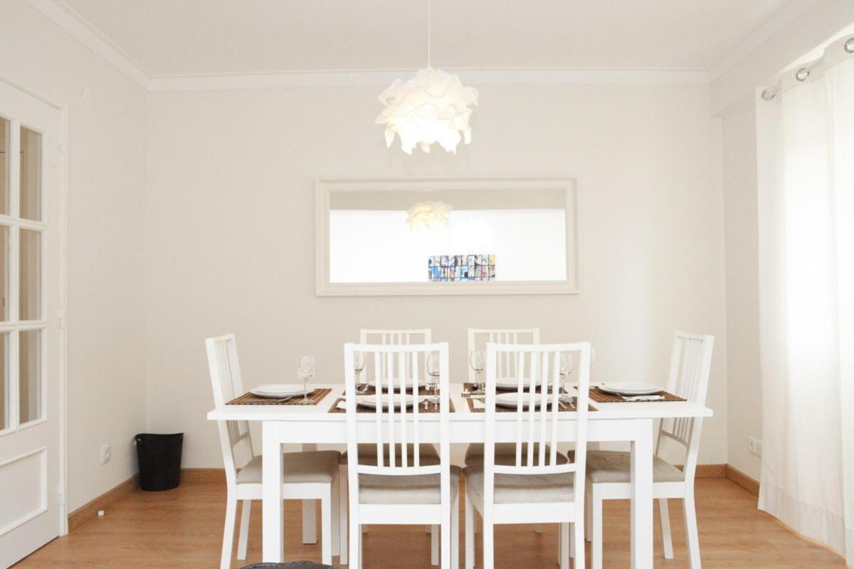 Family Central Apartment In Sao Pedro Do Estoril Exterior photo